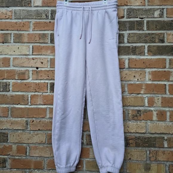 Aritzia Lavender Track Pants - Picture 4 of 14